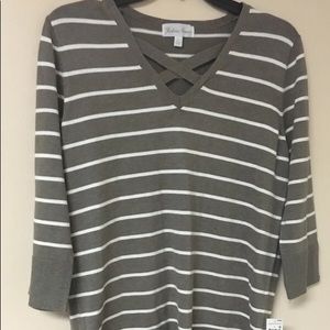 Fashion  Avenue Woman’s Tunic Top